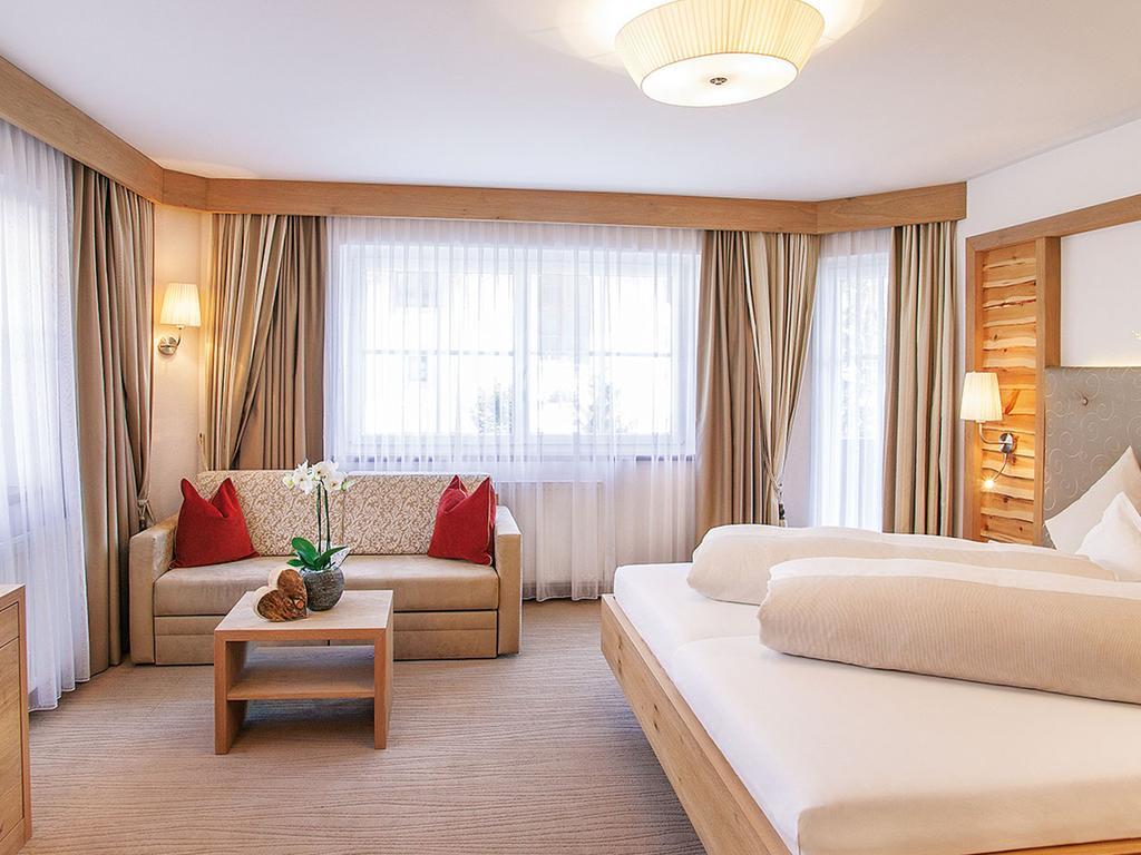 Salnerhof Superior Lifestyle Resort Ischgl Habitación foto